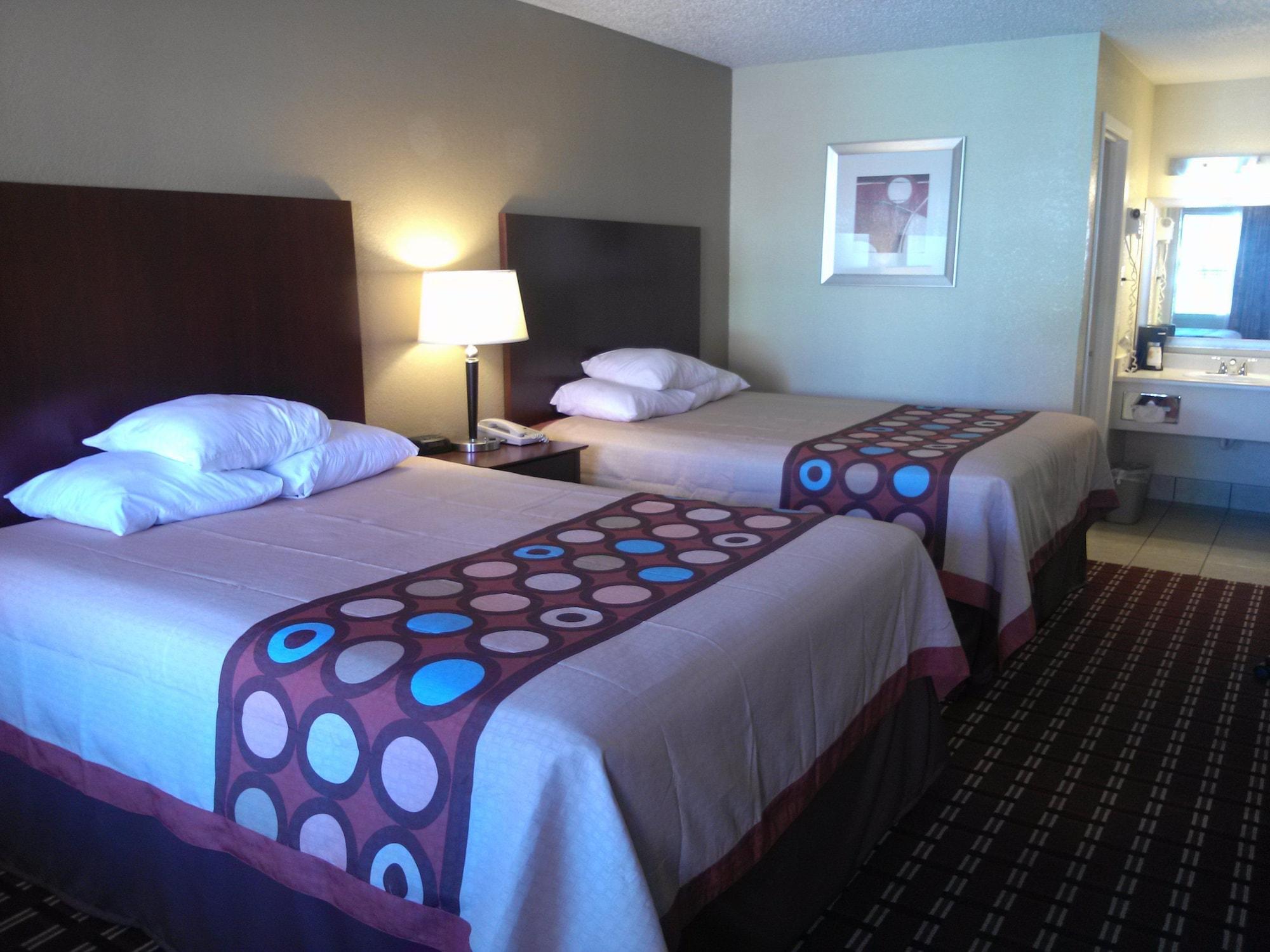 Super 8 By Wyndham Kerrville Tx Eksteriør bilde