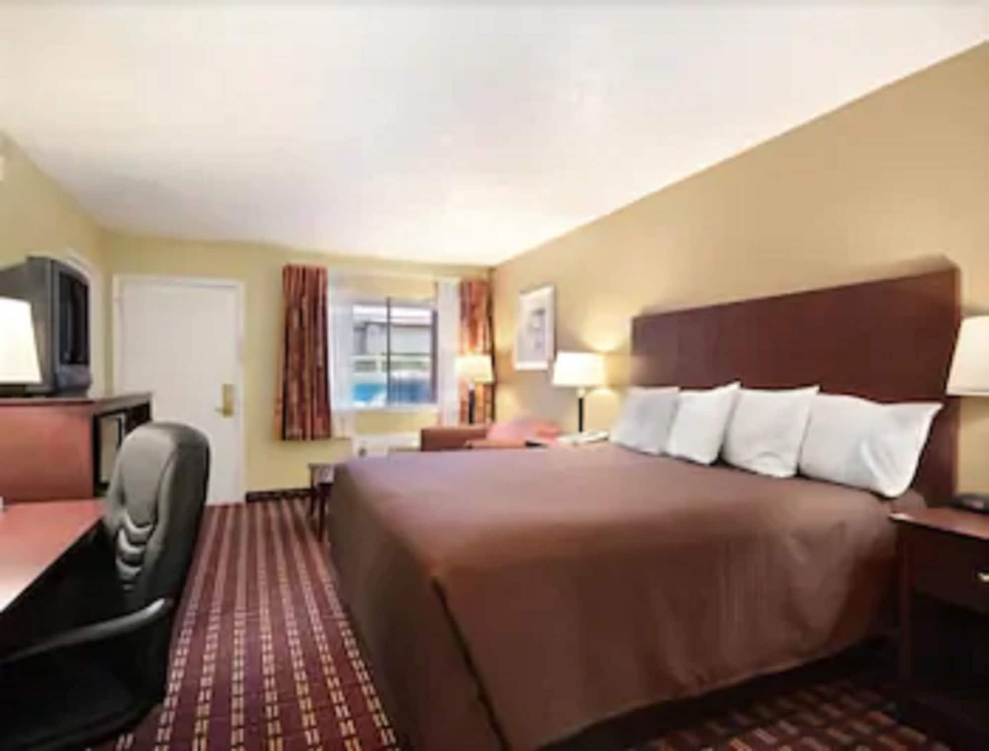 Super 8 By Wyndham Kerrville Tx Eksteriør bilde