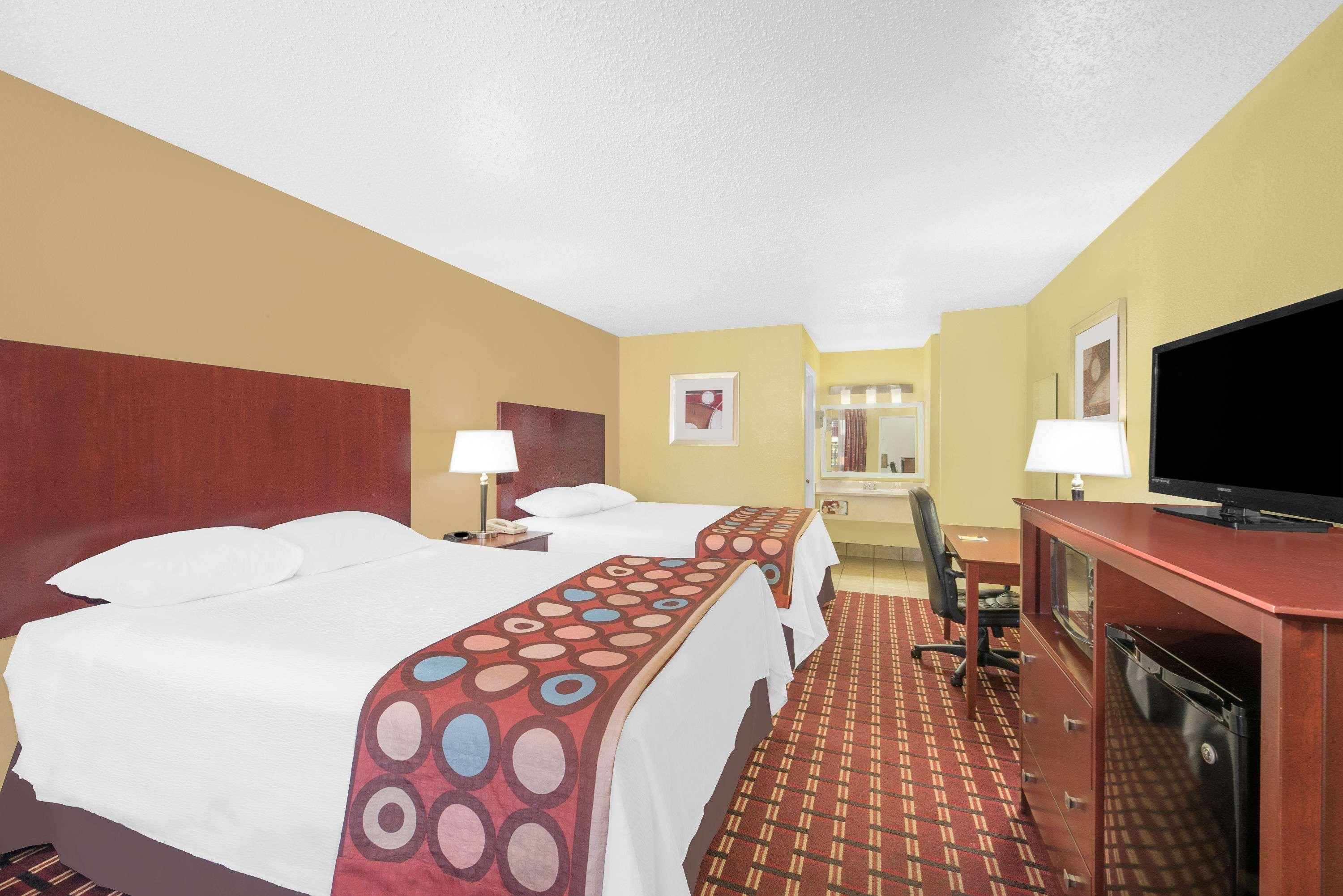 Super 8 By Wyndham Kerrville Tx Eksteriør bilde